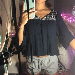 flowy navy blue blouse AEROPOSTALE